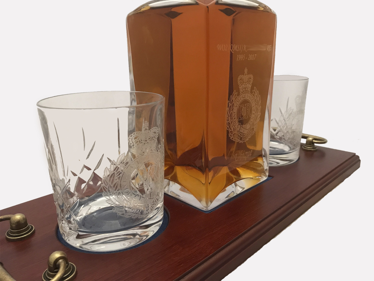 2 Glass Crystal Decanter Set With Wooden Tray Pronto Images